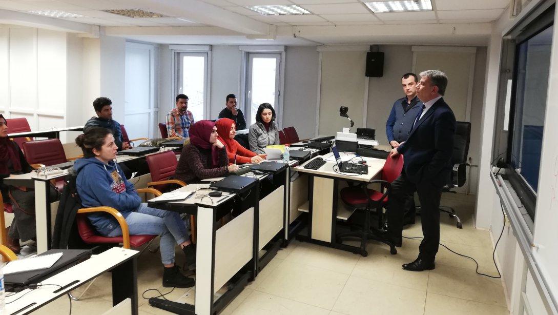Sn Müdürümüz Fen Bilimleri ve Türkçe Branşları Soru Hazırlama Komisyon Üyelerimizin Çalıştayına Teşrif Ettiler
