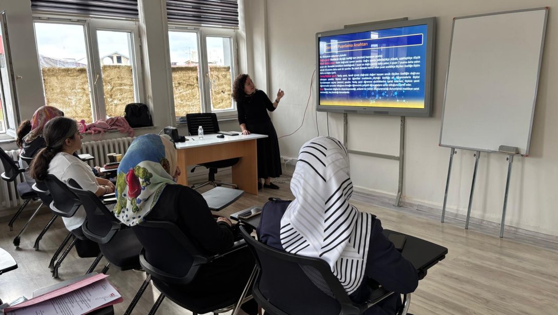 KURUMUMUZ BÜNYESİNDE AÇIK UÇLU MADDE YAZMA VE ÖLÇME DEĞERLENDİRME SEMİNERİ BAŞLADI